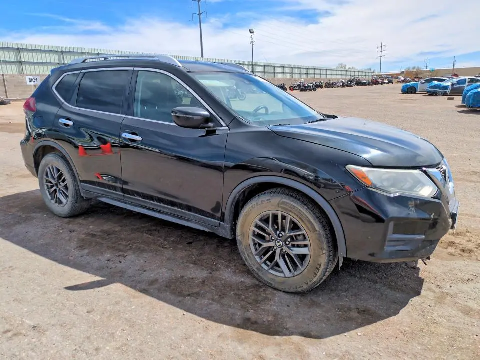 2019 NISSAN ROGUE SV  