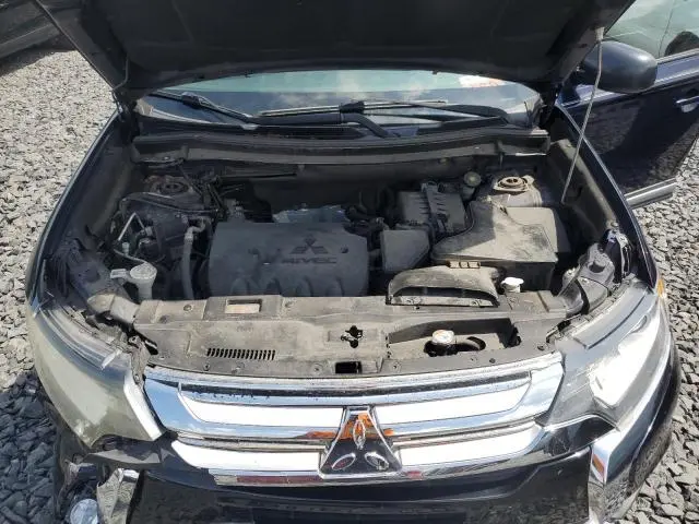 2017 MITSUBISHI OUTLANDER ES  