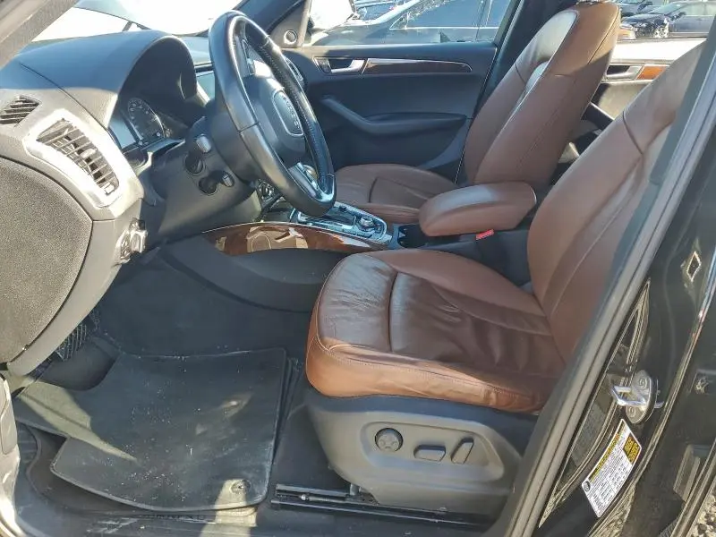 2010 AUDI Q5 PREMIUM PLUS  