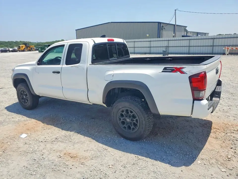 2021 TOYOTA TACOMA SR  