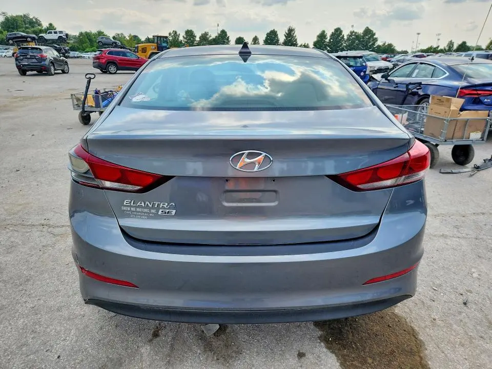 2017 HYUNDAI ELANTRA SE  