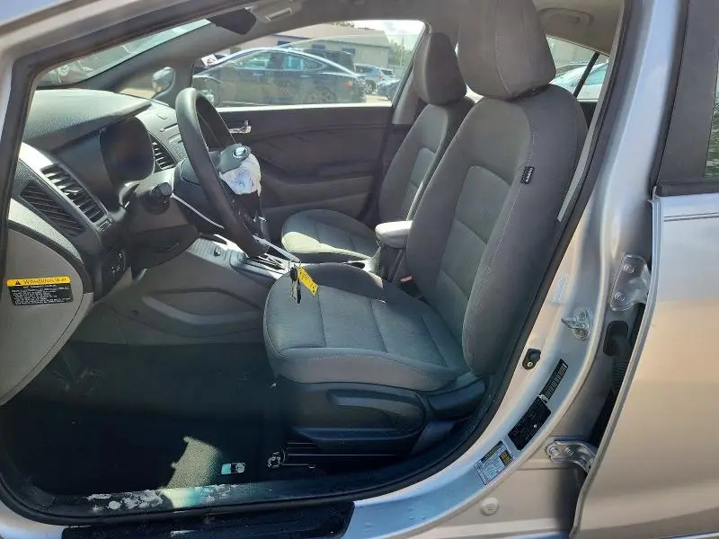 2015 KIA FORTE LX  