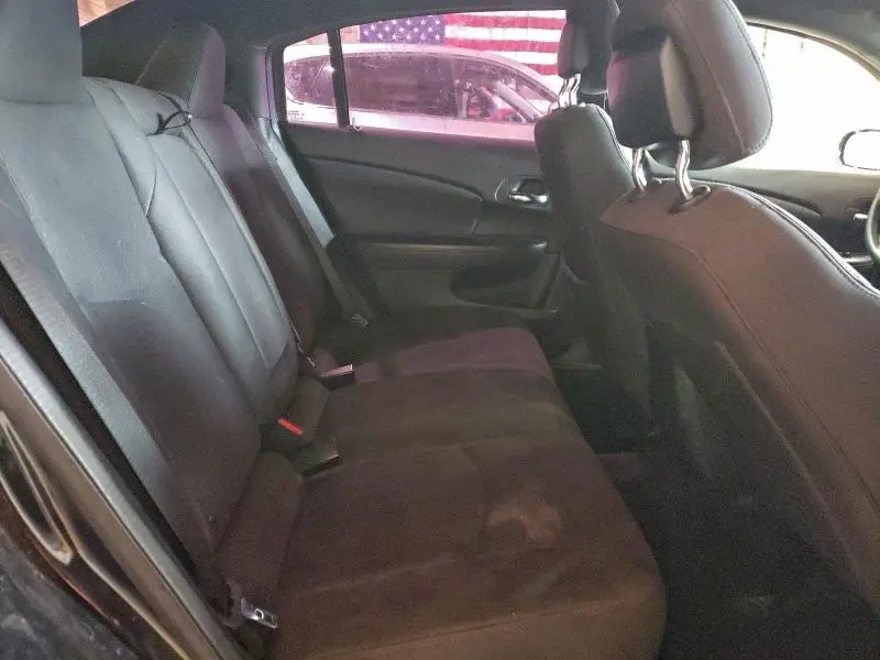 2013 CHRYSLER 200 LX  