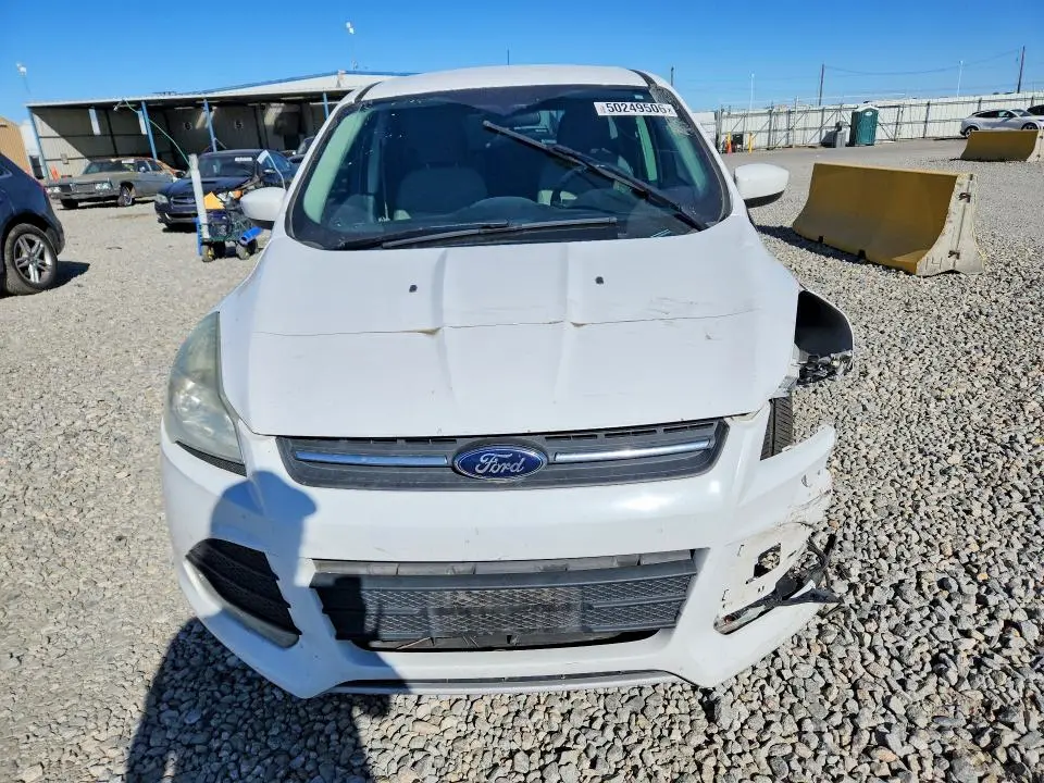 2016 FORD ESCAPE SE  