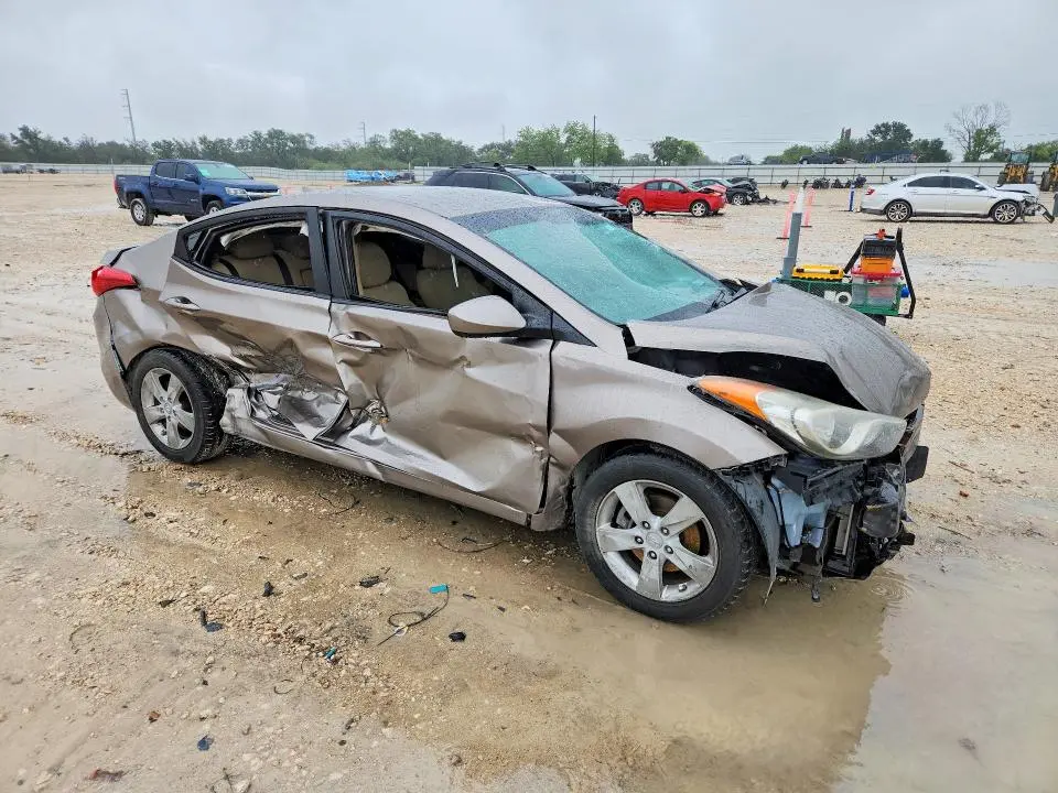 2012 HYUNDAI ELANTRA GLS  