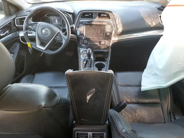 2020 NISSAN MAXIMA SV  