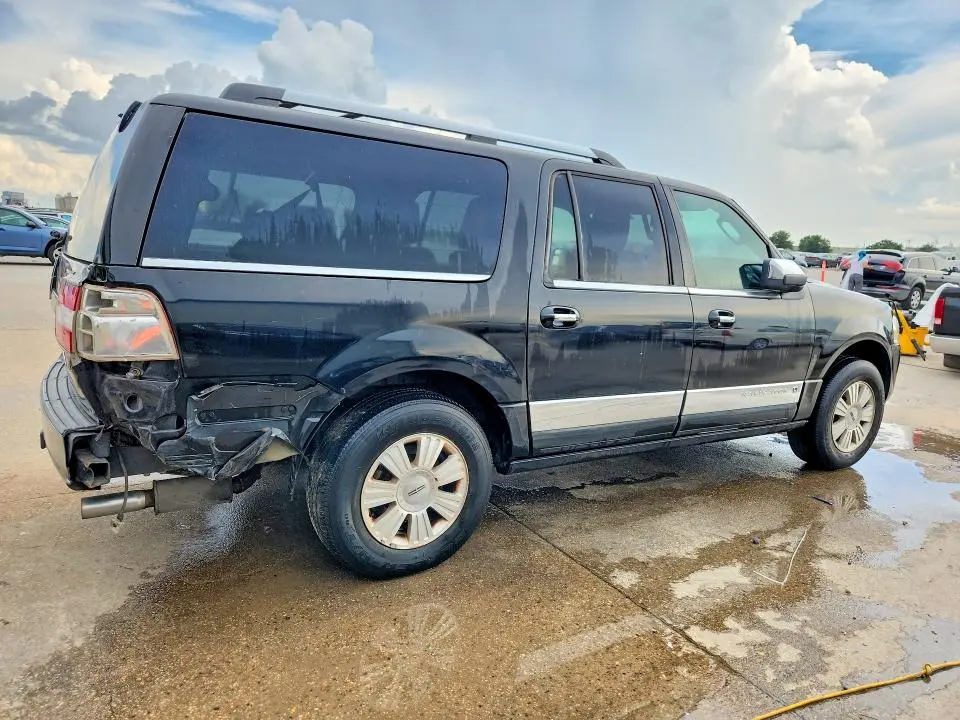 2013 LINCOLN NAVIGATOR L  