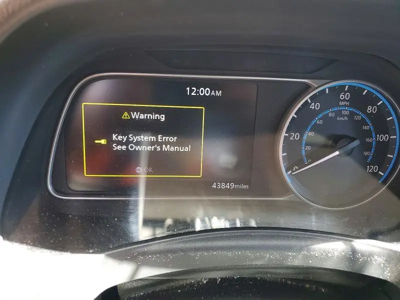 2021 NISSAN LEAF SV  