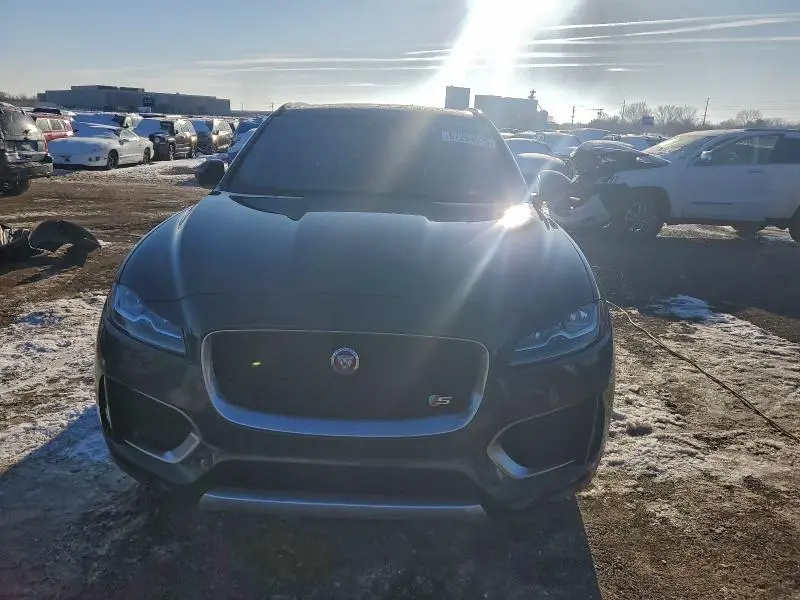 2017 JAGUAR F-PACE S  