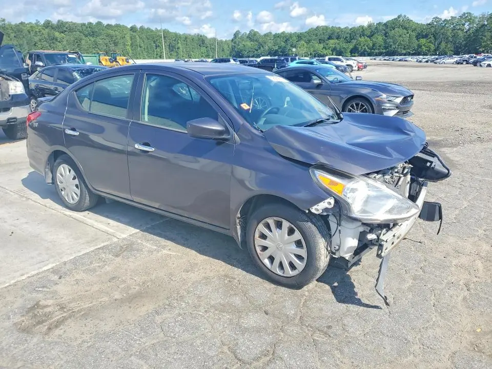 2015 NISSAN VERSA 1.6 SV  