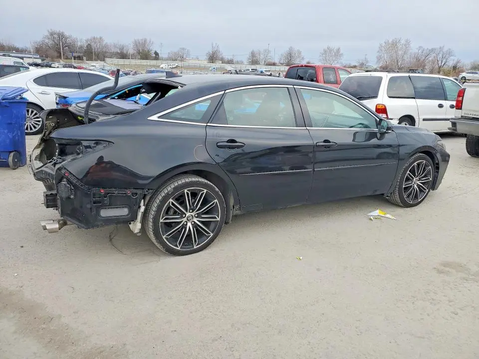 2019 TOYOTA AVALON TOURING  