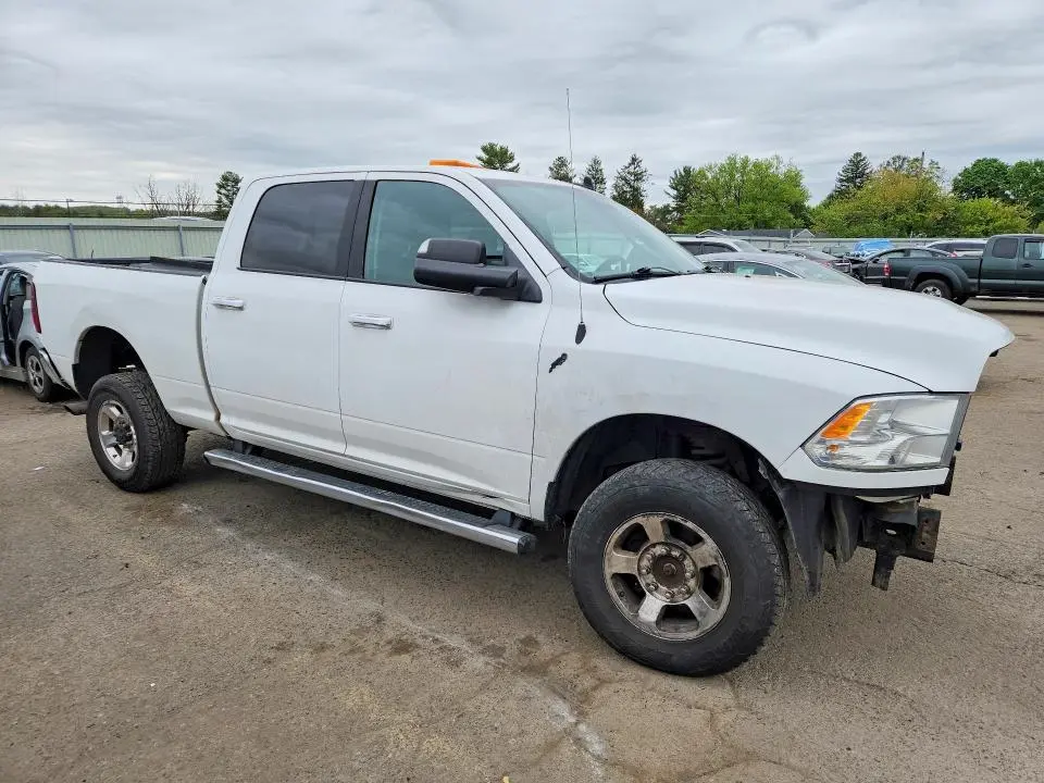 2016 RAM 2500 SLT  