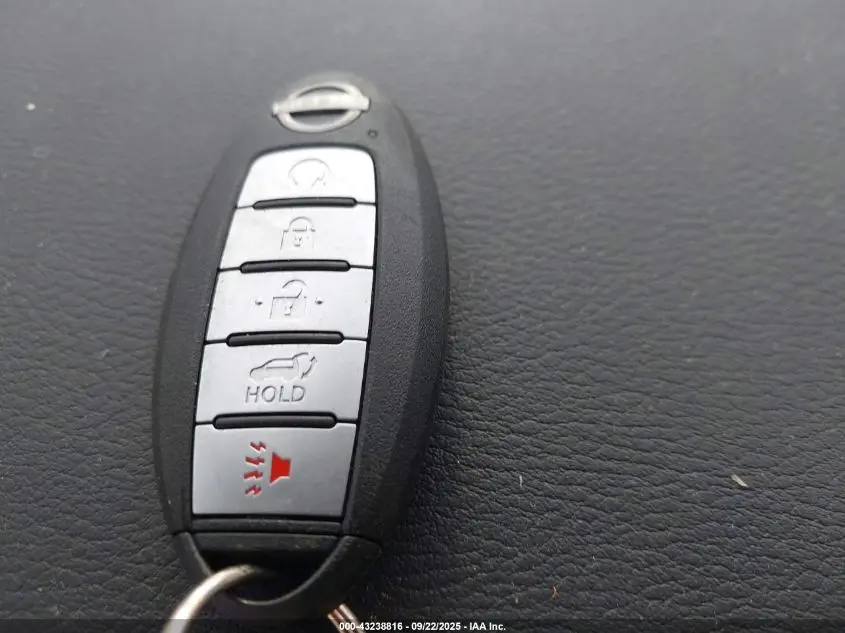 2022 NISSAN PATHFINDER PLATINUM 2WD