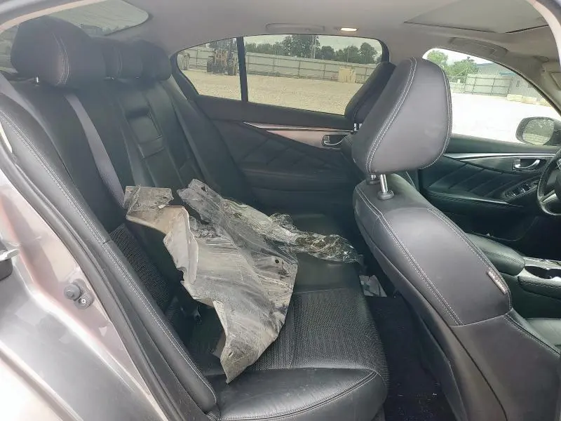 2016 INFINITI Q50 RED SPORT 400  