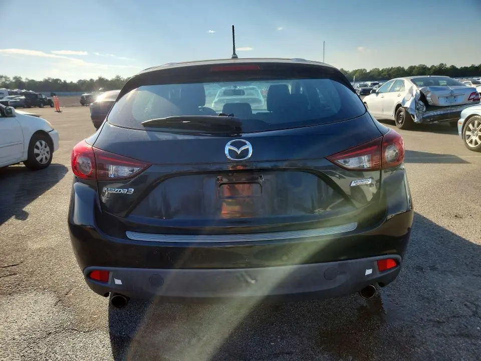 2015 MAZDA 3 TOURING  