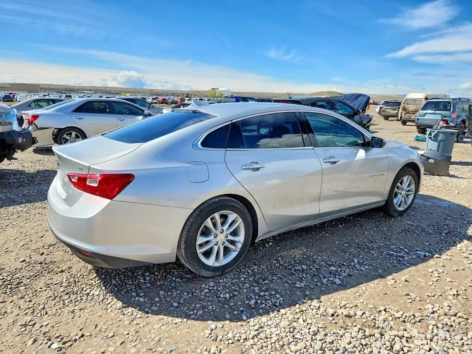 2017 CHEVROLET MALIBU LT  