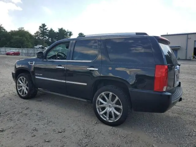 2010 CADILLAC ESCALADE PREMIUM  