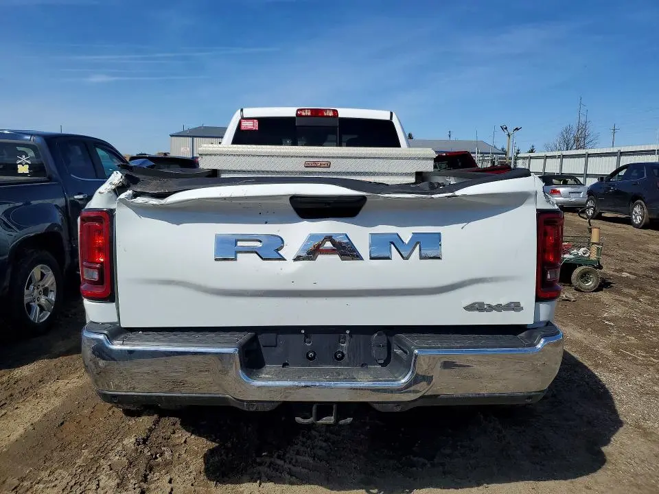 2026 RAM 3500 TRADESMAN  