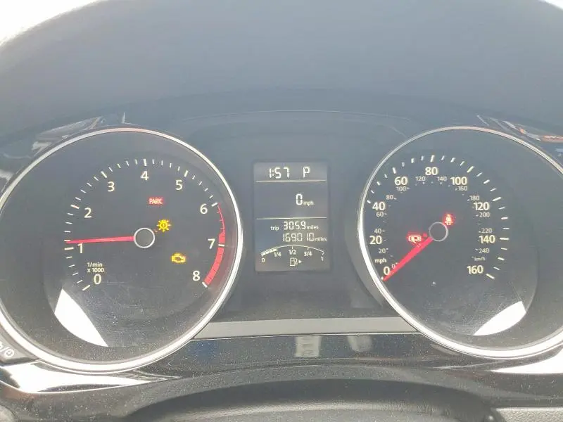 2016 VOLKSWAGEN JETTA SEL  