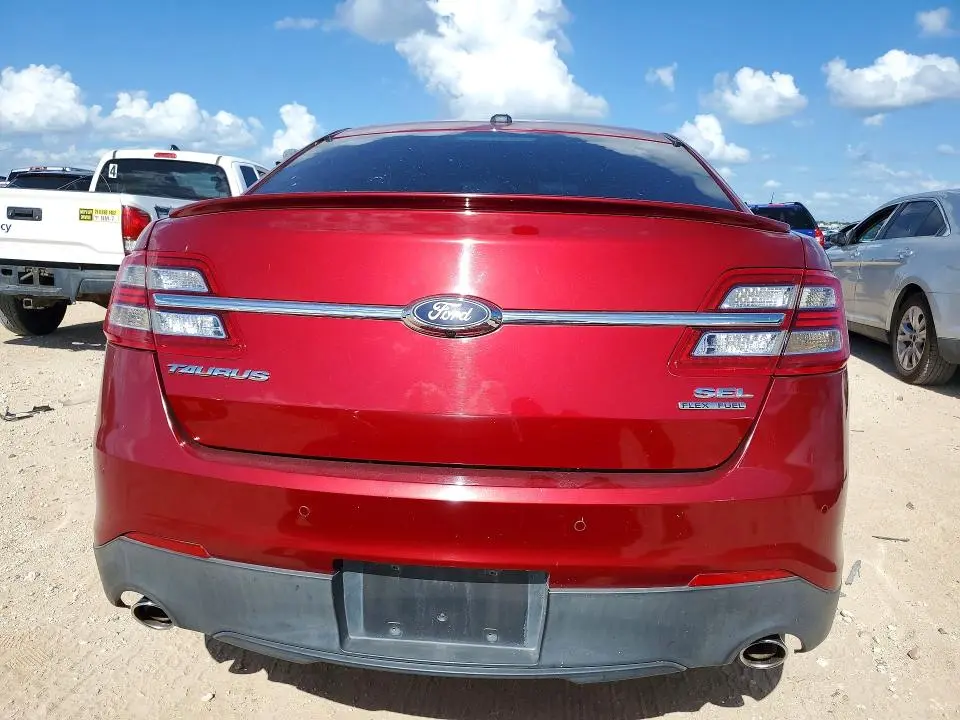 2017 FORD TAURUS SEL  