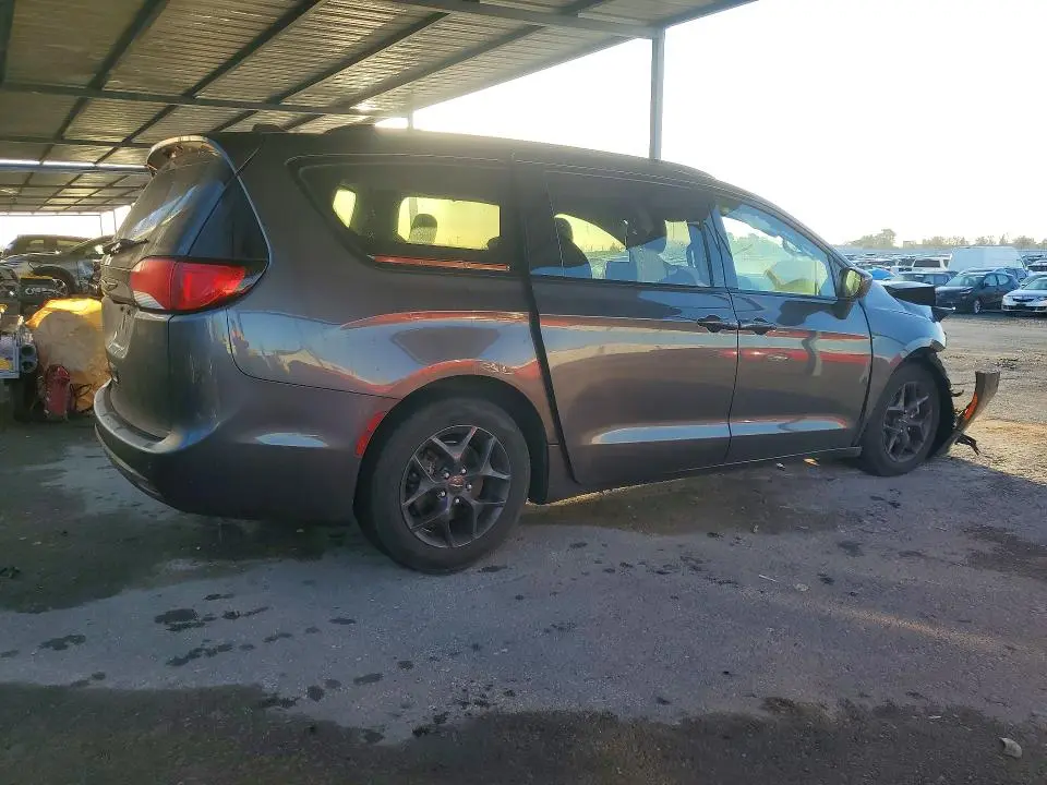 2018 CHRYSLER PACIFICA   