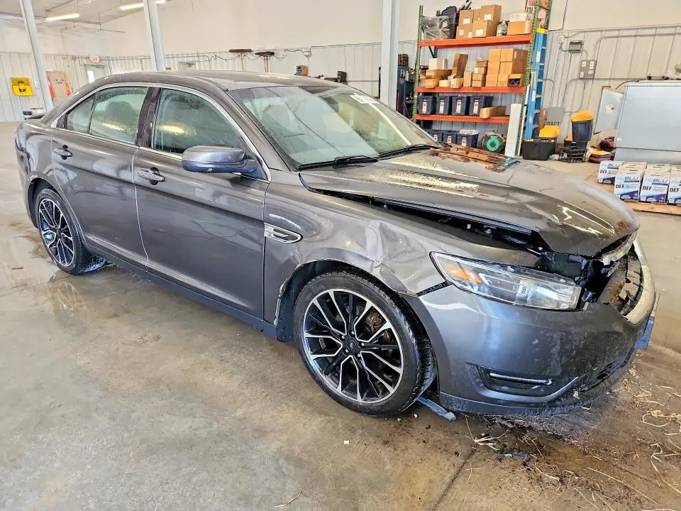 2018 FORD TAURUS SEL  