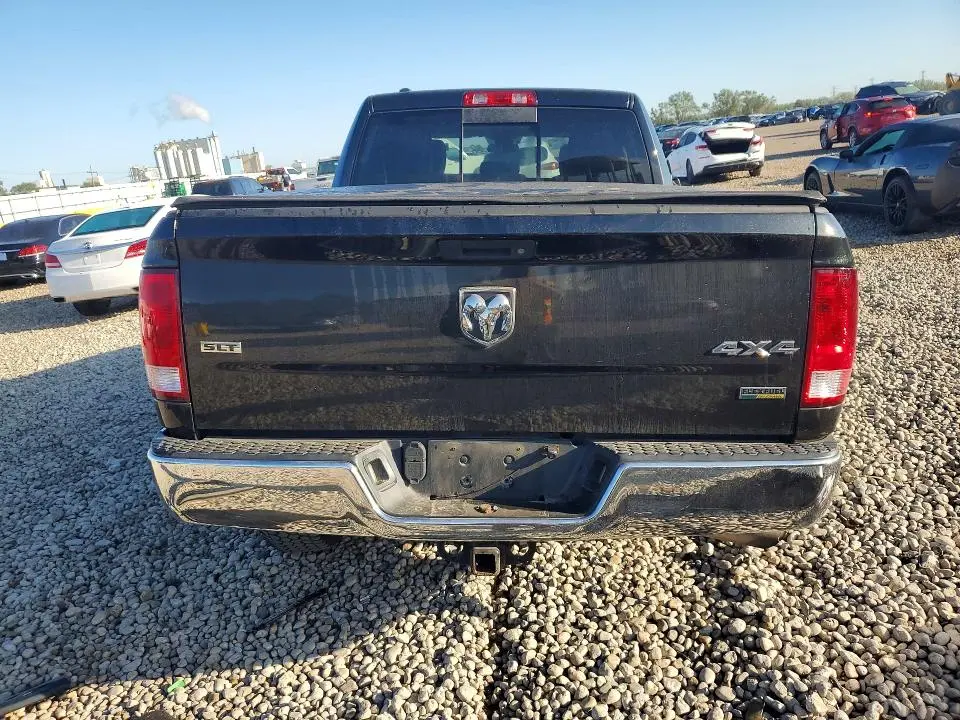 2017 RAM 1500 SLT  