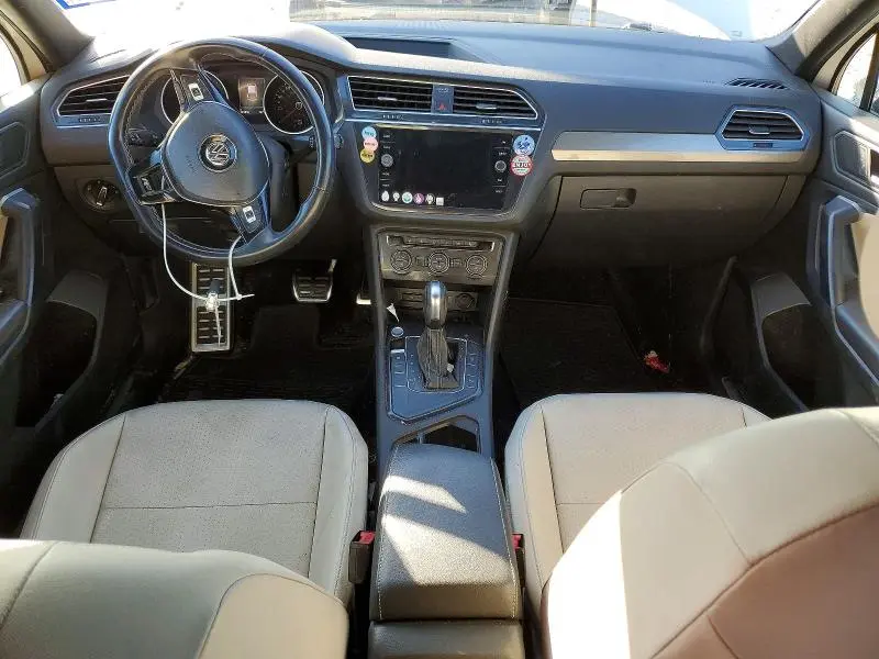 2021 VOLKSWAGEN TIGUAN SE  