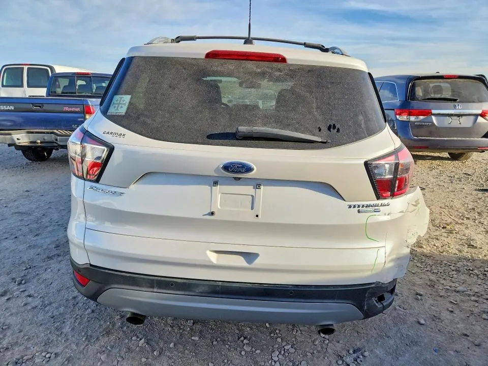 2017 FORD ESCAPE TITANIUM  
