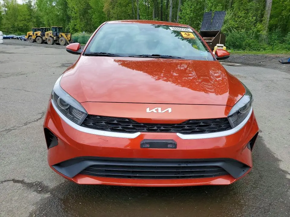 2022 KIA FORTE LXS  