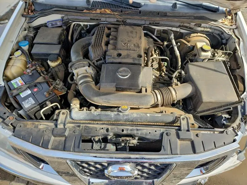 2011 NISSAN FRONTIER S  