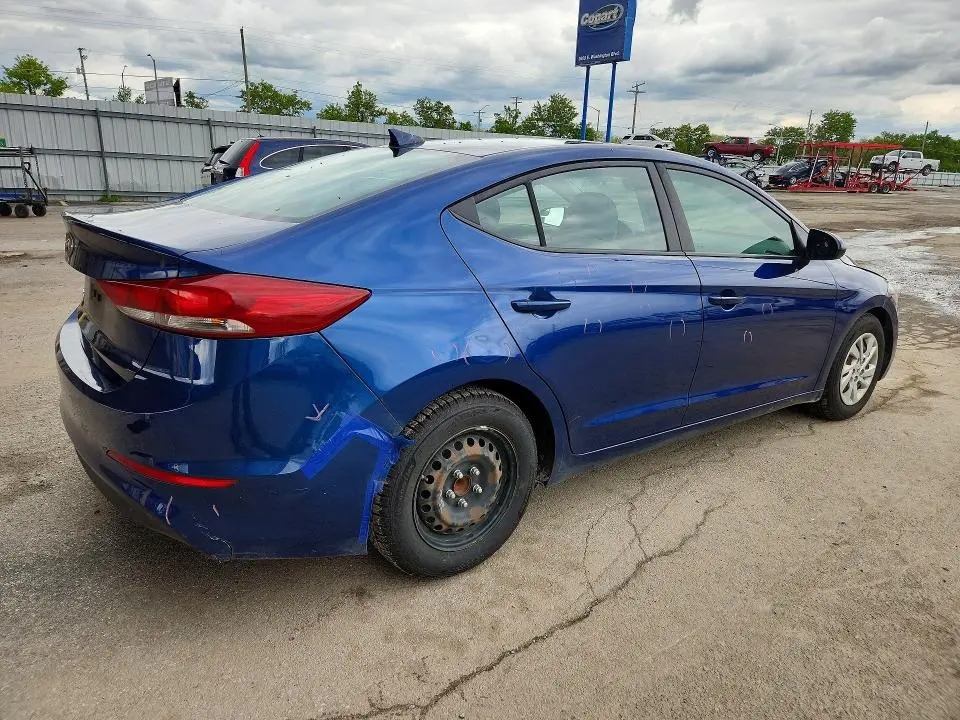 2017 HYUNDAI ELANTRA SE  