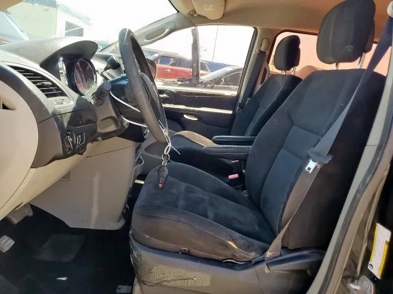 2014 DODGE GRAND CARAVAN SE  