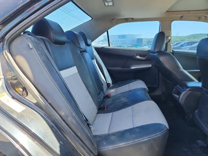 2012 TOYOTA CAMRY SE  