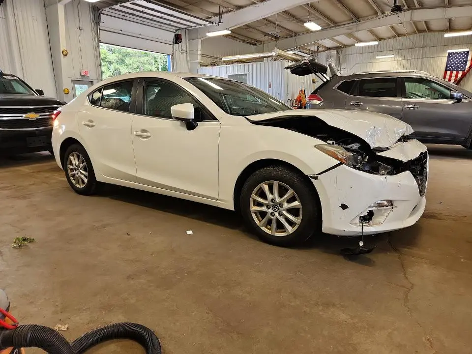 2016 MAZDA 3 SPORT  