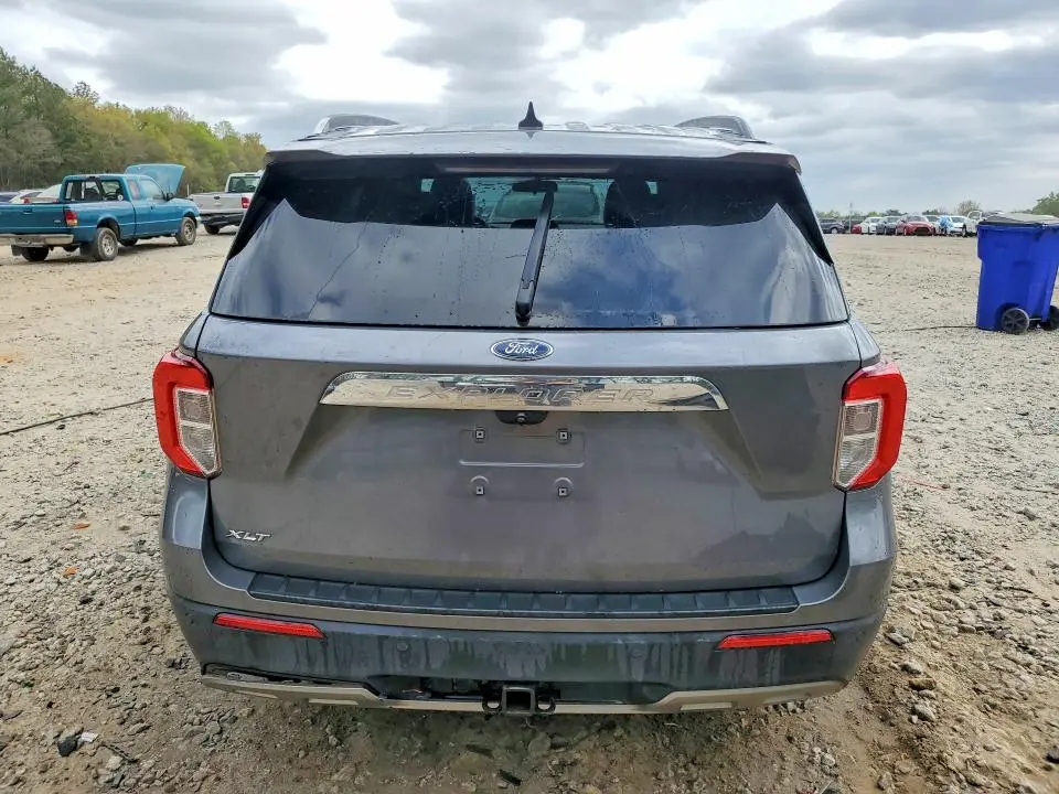 2021 FORD EXPLORER XLT  