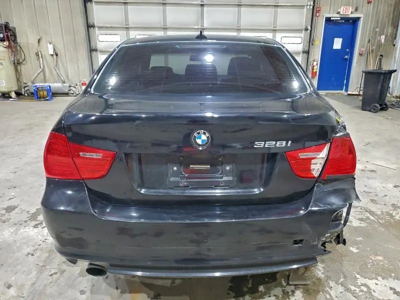 2011 BMW 328 XI  
