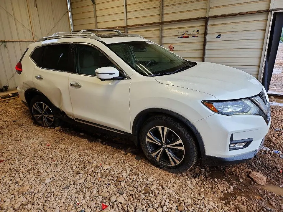 2017 NISSAN ROGUE S  