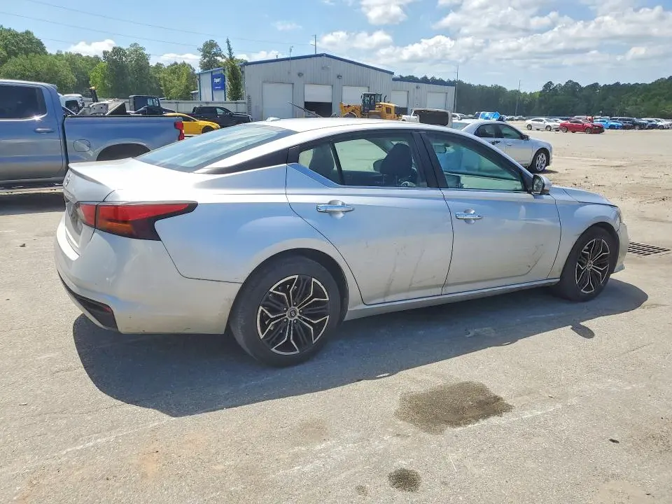 2020 NISSAN ALTIMA S  