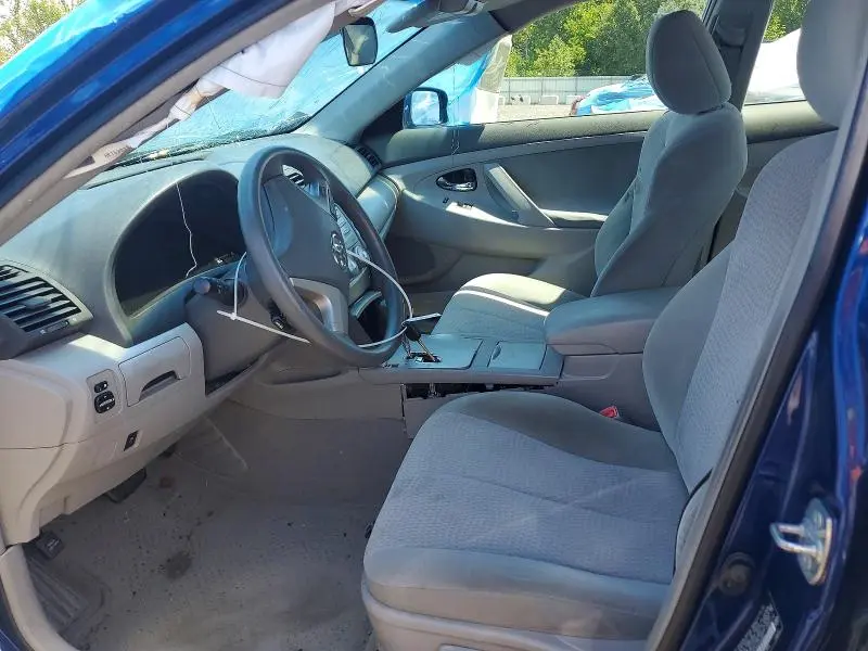 2010 TOYOTA CAMRY LE  