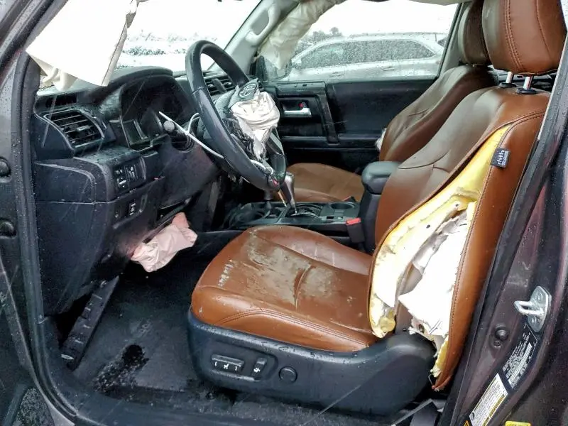 2018 TOYOTA 4RUNNER SR5/SR5 PREMIUM  