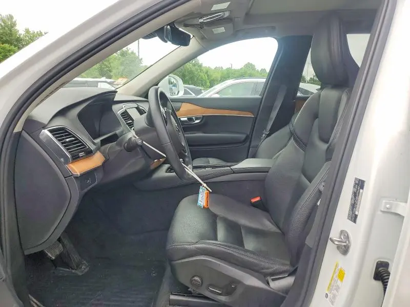 2023 VOLVO XC90 PLUS  