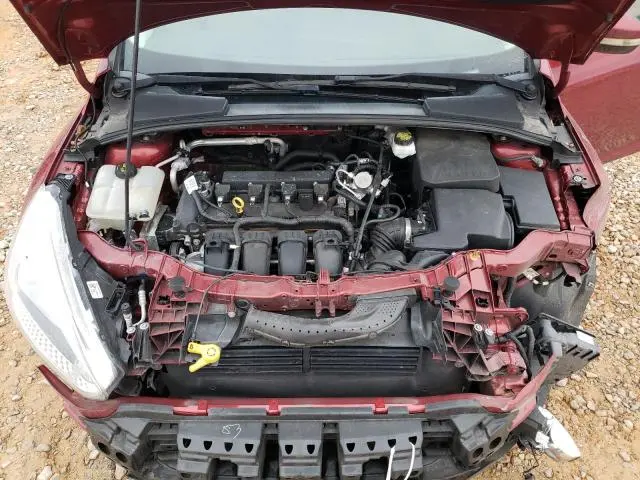 2017 FORD FOCUS SE  