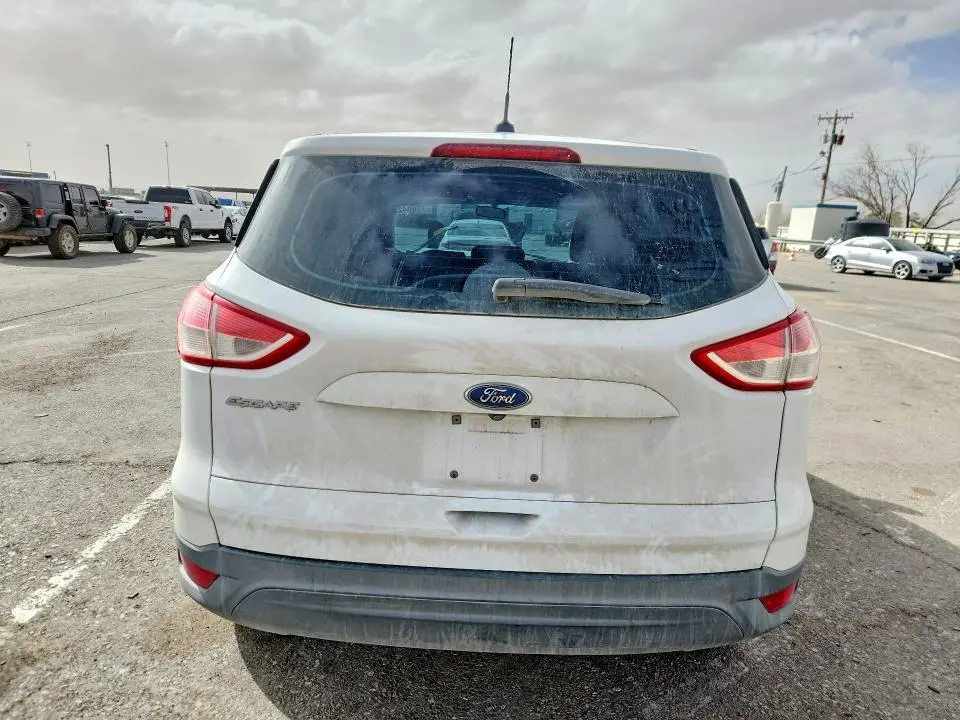 2016 FORD ESCAPE S  