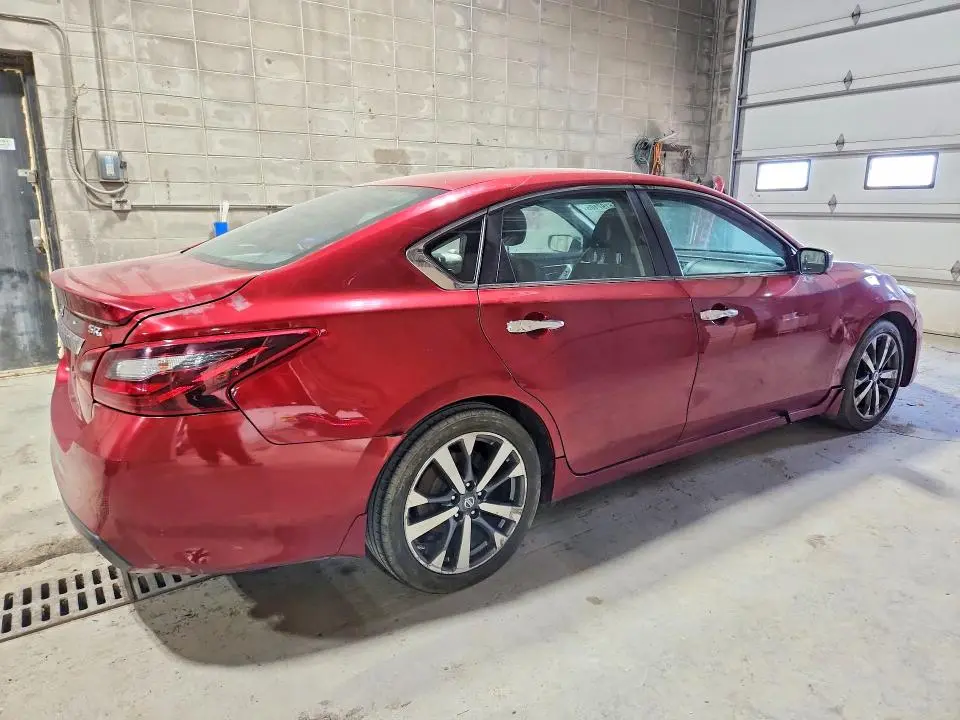 2017 NISSAN ALTIMA SR  