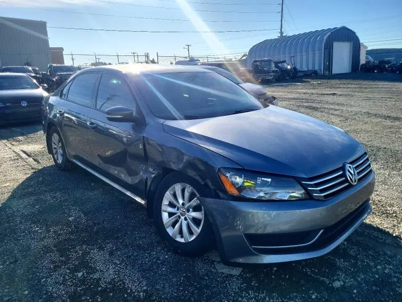 2013 VOLKSWAGEN PASSAT S  