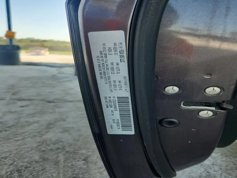 2017 DODGE CHALLENGER SXT  