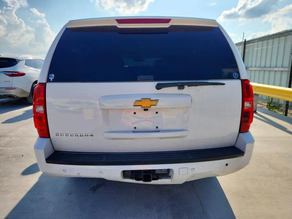 2014 CHEVROLET SUBURBAN C1500 LT  