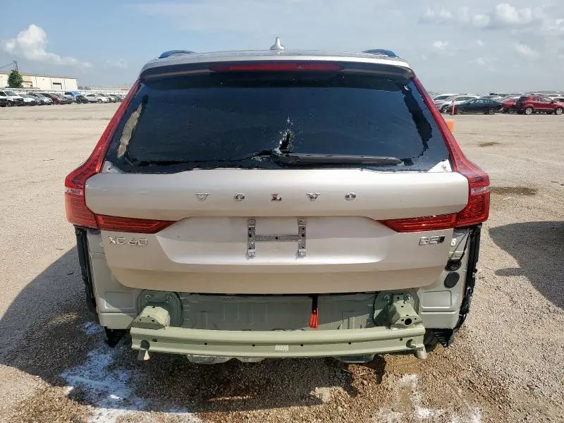 2025 VOLVO XC60 PLUS  