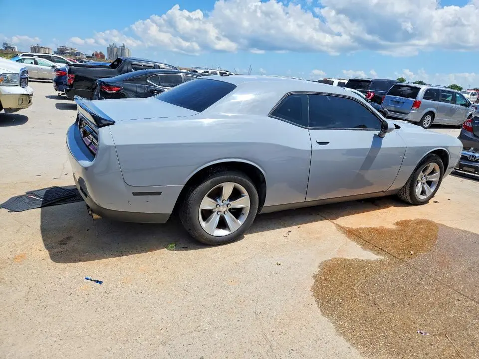 2021 DODGE CHALLENGER SXT  